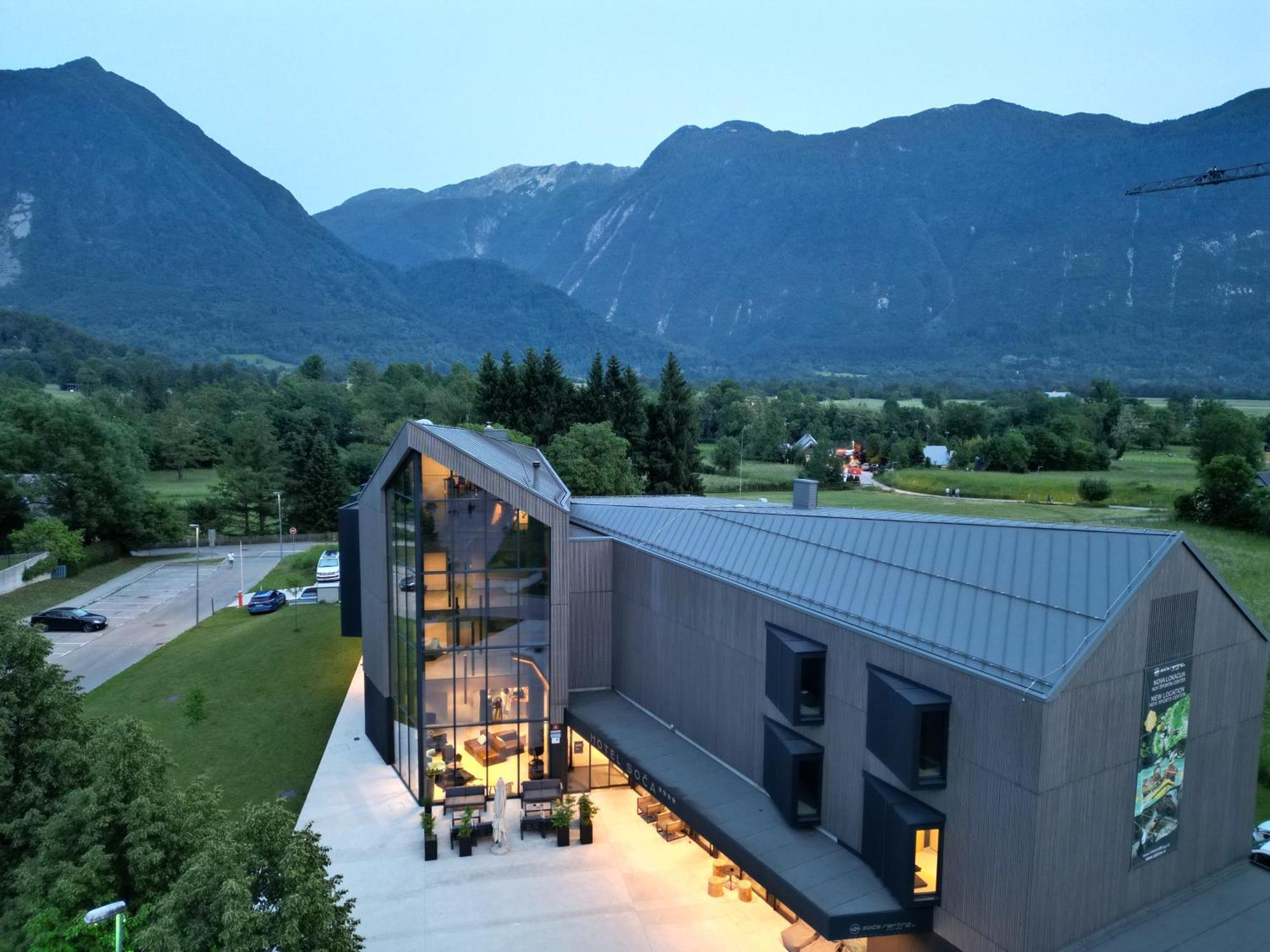 Hotel Soca Бовец Экстерьер фото